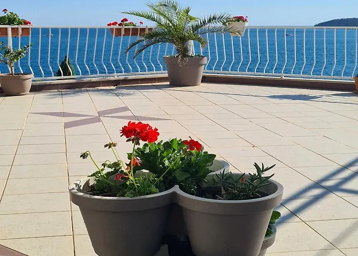 Matea - With Sea View 2 Adults - Tikovica Апартаменты *