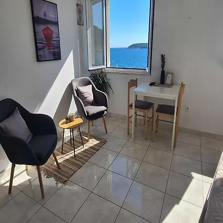 Apartman Matea - With Sea View 2 Adults - Tikovica *